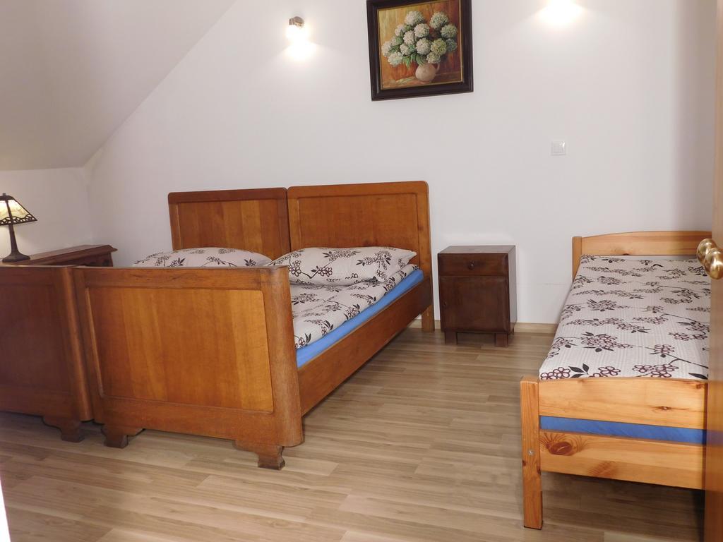 Agroturystyka Pod Czarna Sosna Bialy Lug Exterior photo